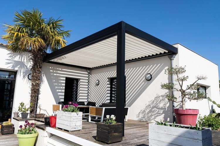 Metal And Aluminium Pergola